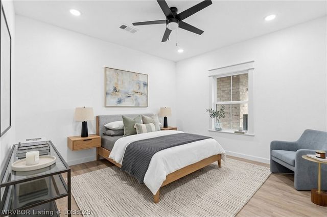 815 Gleason Way, Greenwood, AR 72936