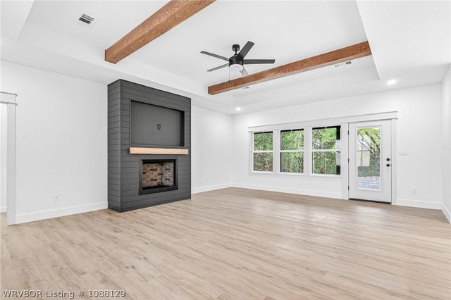 815 Gleason Way, Greenwood, AR 72936