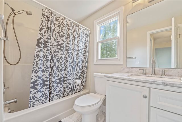 40 Old Stone Lane, Greece, NY 14615