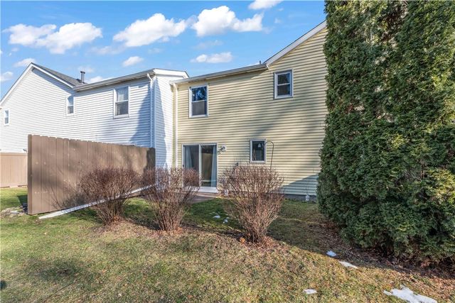 40 Old Stone Lane, Greece, NY 14615