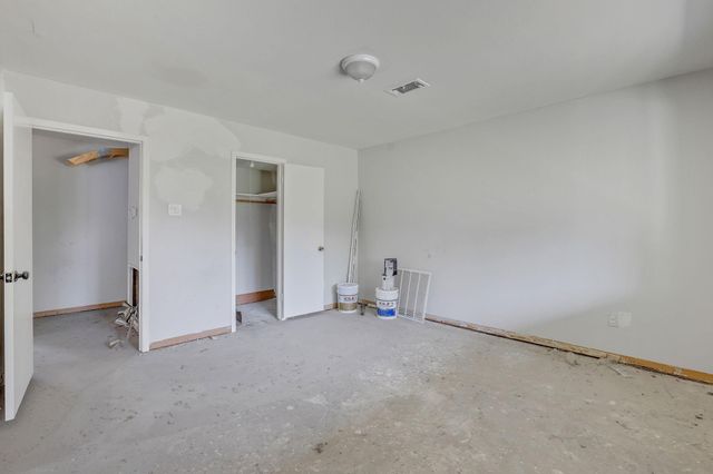 7915 S Braeswood Boulevard, Houston, TX 77071