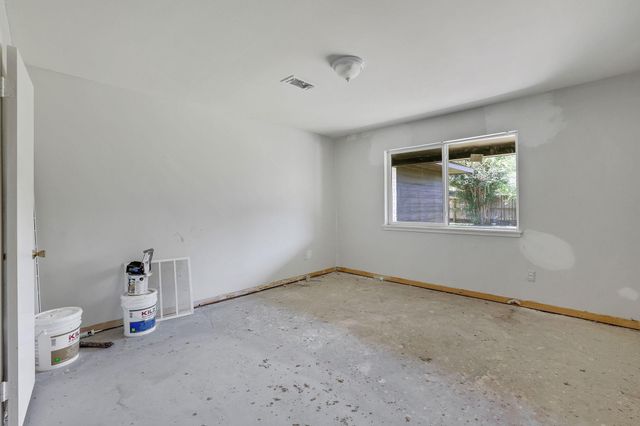 7915 S Braeswood Boulevard, Houston, TX 77071