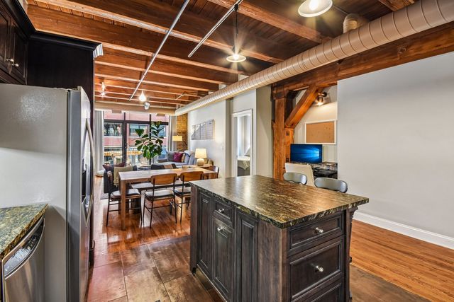 520 W Huron Street 414, Chicago, IL 60654