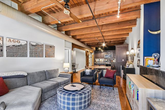 520 W Huron Street 414, Chicago, IL 60654