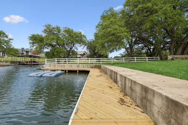 1450 Fm 2342, Kingsland, TX 78639