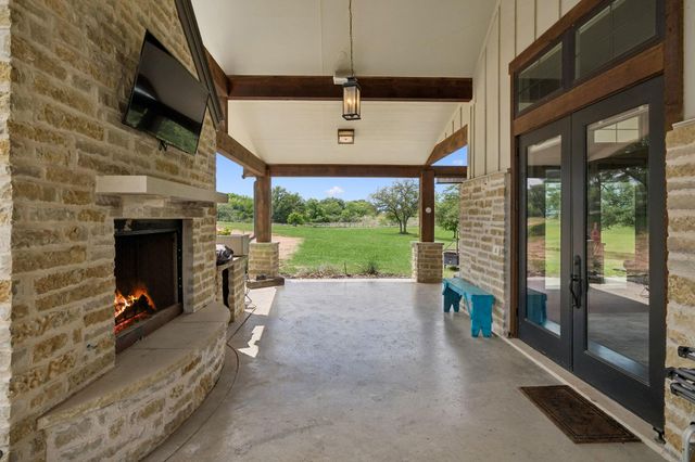 1450 Fm 2342, Kingsland, TX 78639