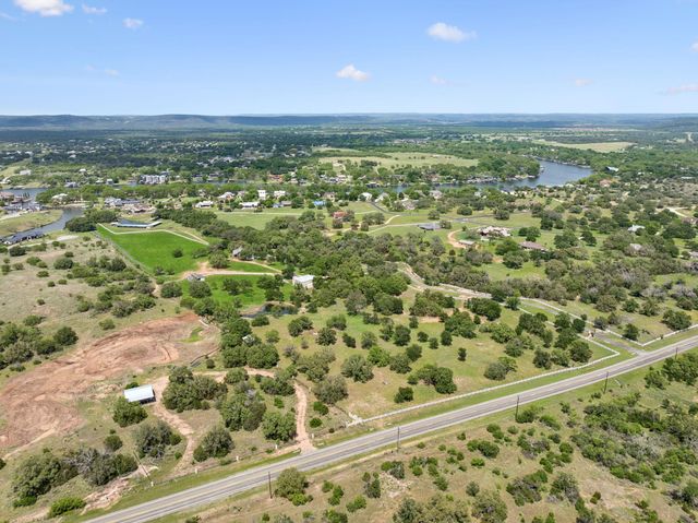 1450 Fm 2342, Kingsland, TX 78639