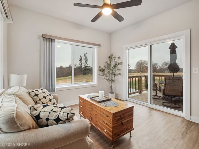 1431 Cardinal Ridge Drive, Newton, IA 50208