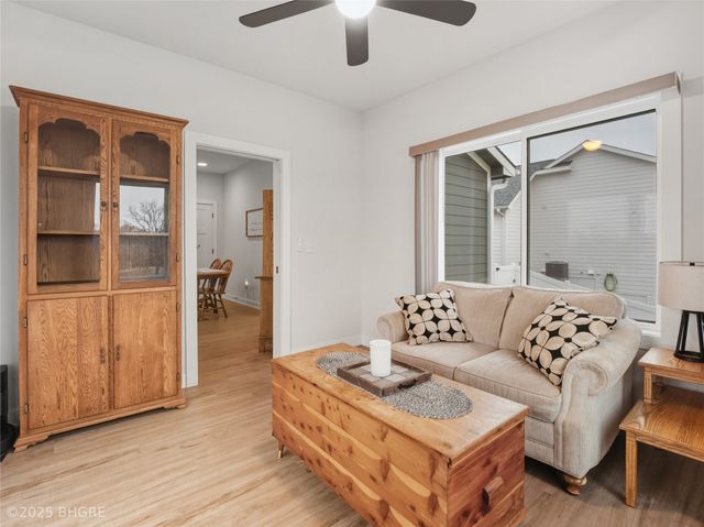 1431 Cardinal Ridge Drive, Newton, IA 50208