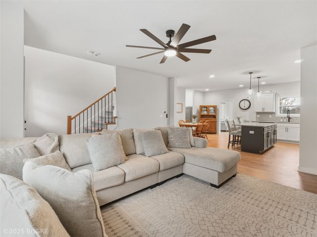 1431 Cardinal Ridge Drive, Newton, IA 50208