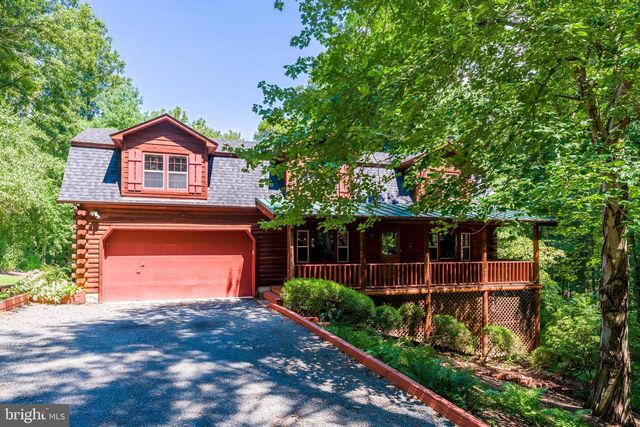 10898 WOODLEAF LN, Great Falls, VA 22066