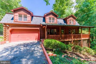 10898 WOODLEAF LN, Great Falls, VA 22066
