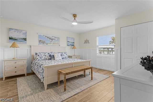 467 Madison CT, Fort Myers Beach, FL 33931