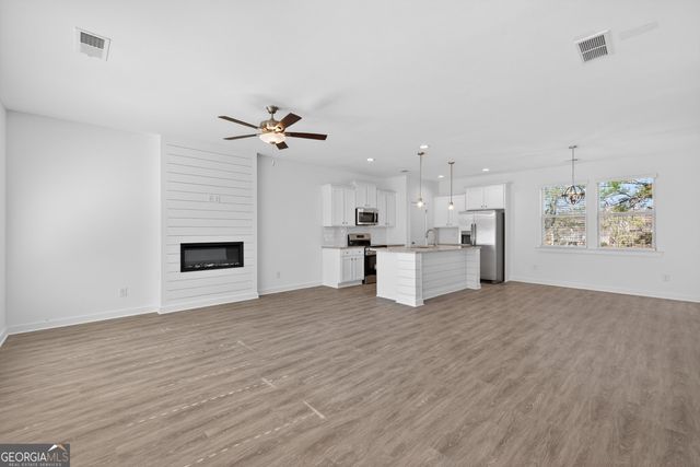 109 Royal Tern Lane, Warner Robins, GA 31093