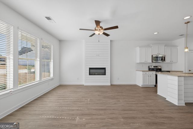 109 Royal Tern Lane, Warner Robins, GA 31093