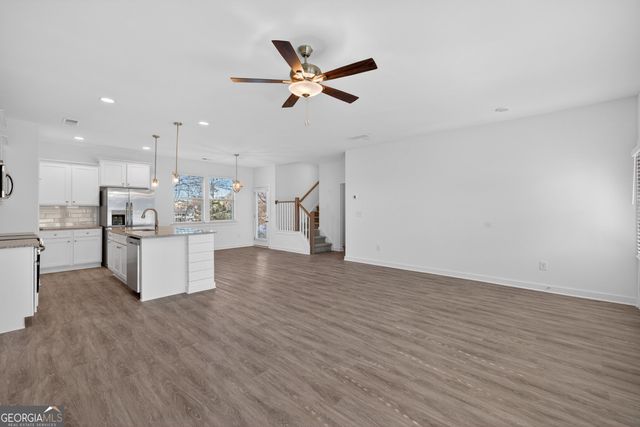 109 Royal Tern Lane, Warner Robins, GA 31093