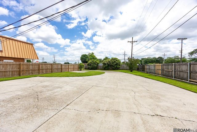 24540 Ory Ave, Plaquemine, LA 70764