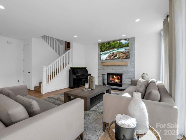 27 Drakes Meadow Lane, Arden, NC 28704