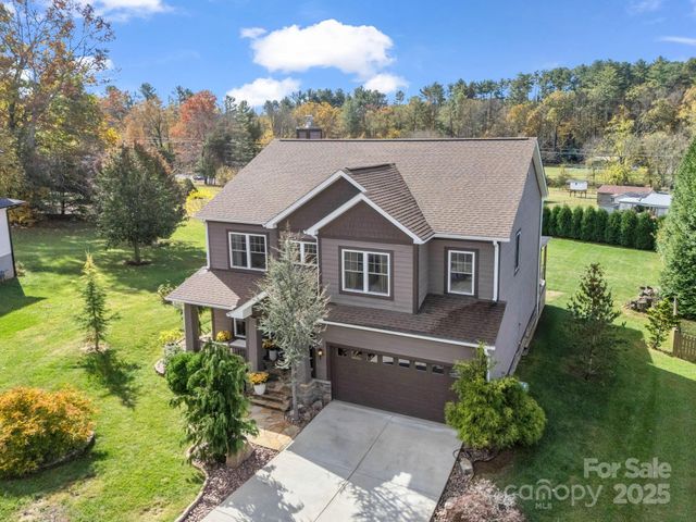 27 Drakes Meadow Lane, Arden, NC 28704