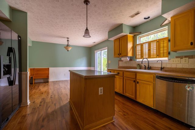 6011 Selby Court, Noblesville, IN 46062