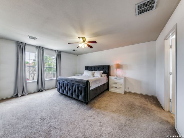 6606 Crestwood Ct, San Antonio, TX 78249