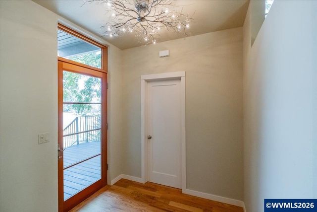 1892 Cousteau Lp SE, Salem, OR 97302