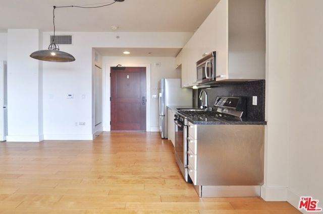 460 S Spring Street 908, Los Angeles, CA 90013