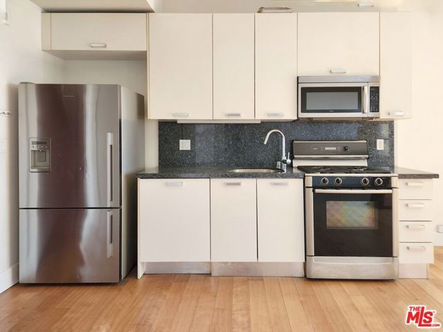460 S Spring Street 908, Los Angeles, CA 90013