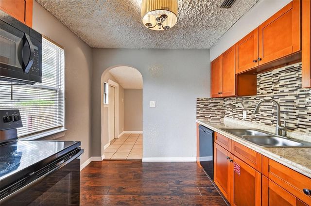 1908 E JEAN STREET, Tampa, FL 33610