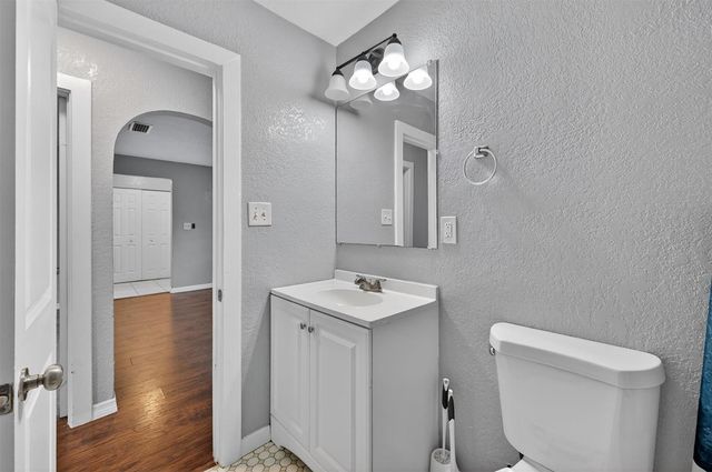 1908 E JEAN STREET, Tampa, FL 33610