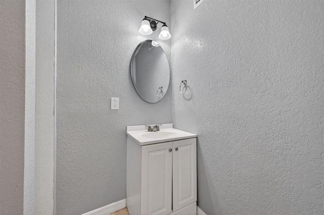 1908 E JEAN STREET, Tampa, FL 33610