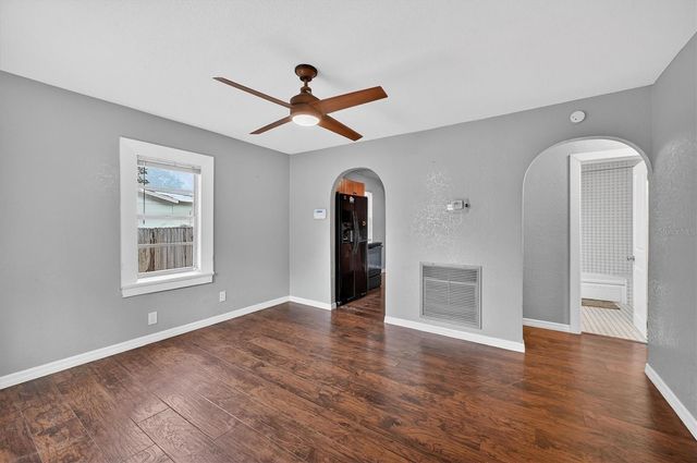 1908 E JEAN STREET, Tampa, FL 33610