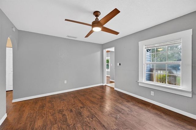 1908 E JEAN STREET, Tampa, FL 33610