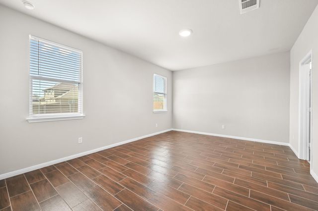 296 Cherry Laurel LN, Kyle, TX 78640