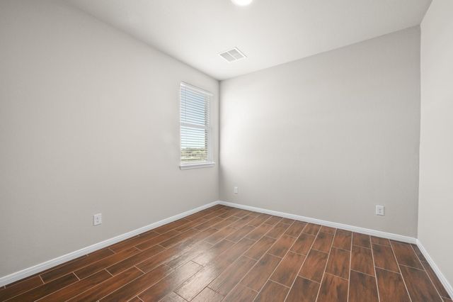 296 Cherry Laurel LN, Kyle, TX 78640