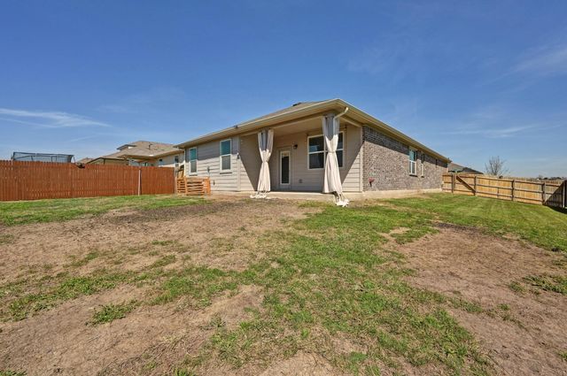 296 Cherry Laurel LN, Kyle, TX 78640