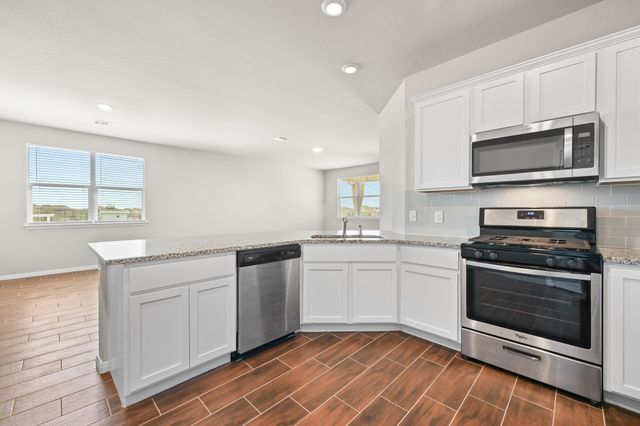 296 Cherry Laurel LN, Kyle, TX 78640