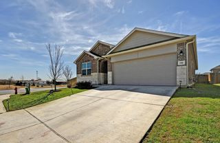 296 Cherry Laurel LN, Kyle, TX 78640