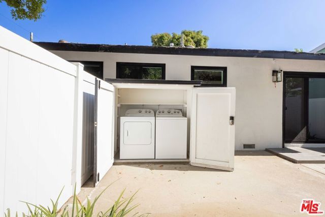 1942 Chickasaw Avenue, Los Angeles, CA 90041