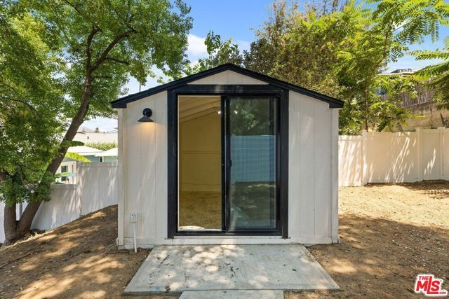 1942 Chickasaw Avenue, Los Angeles, CA 90041