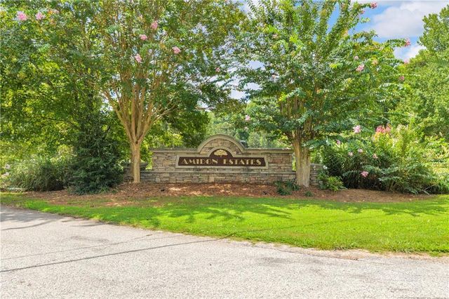 192 Amidon Drive, Villa Rica, GA 30180