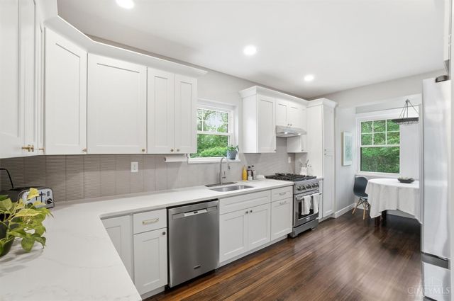 3515 Ravenwood Avenue, Cincinnati, OH 45213