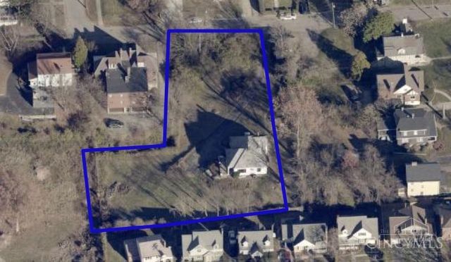 3515 Ravenwood Avenue, Cincinnati, OH 45213