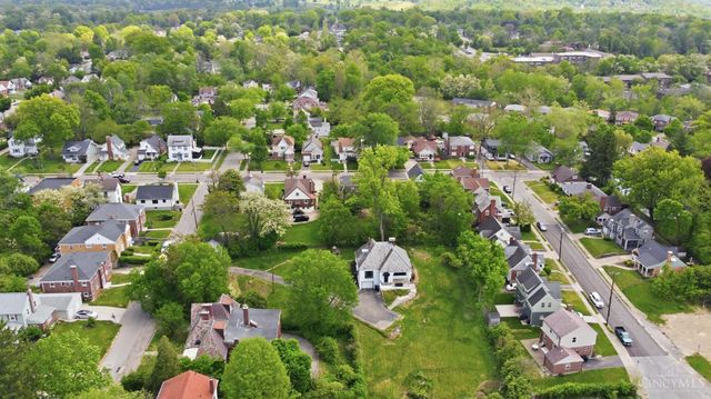 3515 Ravenwood Avenue, Cincinnati, OH 45213