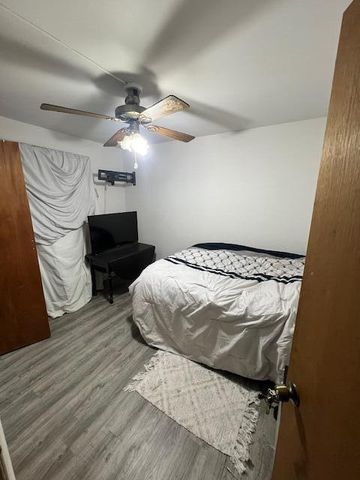 143 60th Street, Grand Rapids, MI 49548