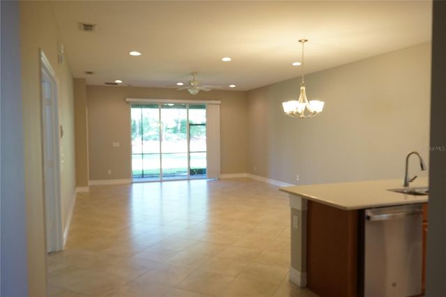 15628 AURORA LAKE CIRCLE 114, Wimauma, FL 33598