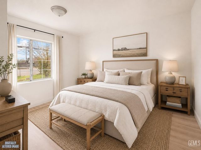 407 4th Street, Bakersfield, CA 93304