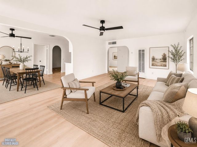 407 4th Street, Bakersfield, CA 93304