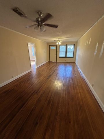 2928 Avenue O 2, Galveston, TX 77550