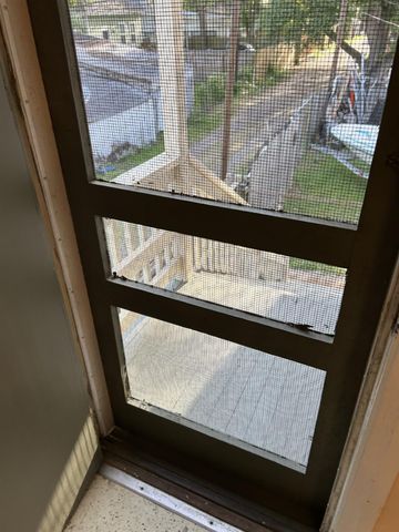 2928 Avenue O 2, Galveston, TX 77550
